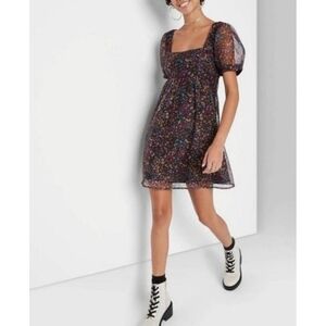 Womens Wild Fable puffed sleeve/ mini floral dress Size small